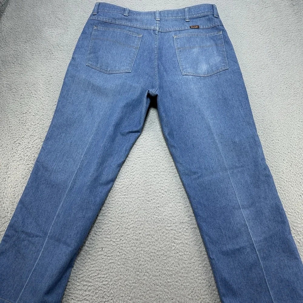 Vintage Wrangler Jeans Men's 34x26.5 Blue Light Denim Flared Pleated Work Casual